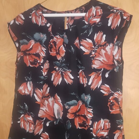 L Black Blouse with Red Flowers - Picture 1 of 3